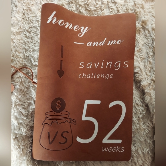NWOT Honey and Me Savings Challenge Book 💰 - Picture 1 of 9